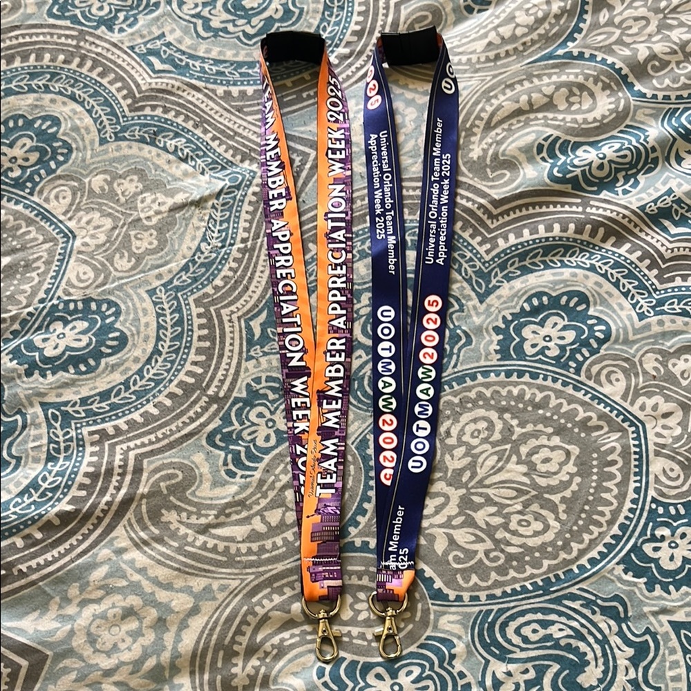 Set of 2 Universal Team Member 2025 Lanyards